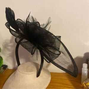 Natasha Couture Elegant Black Mesh Fascinator